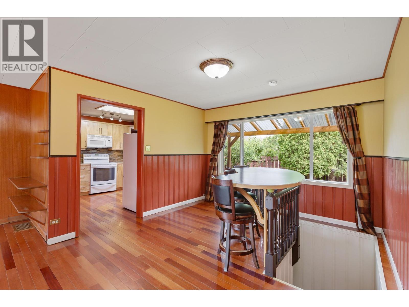 1736 HAPPYVALE AVENUE - 13