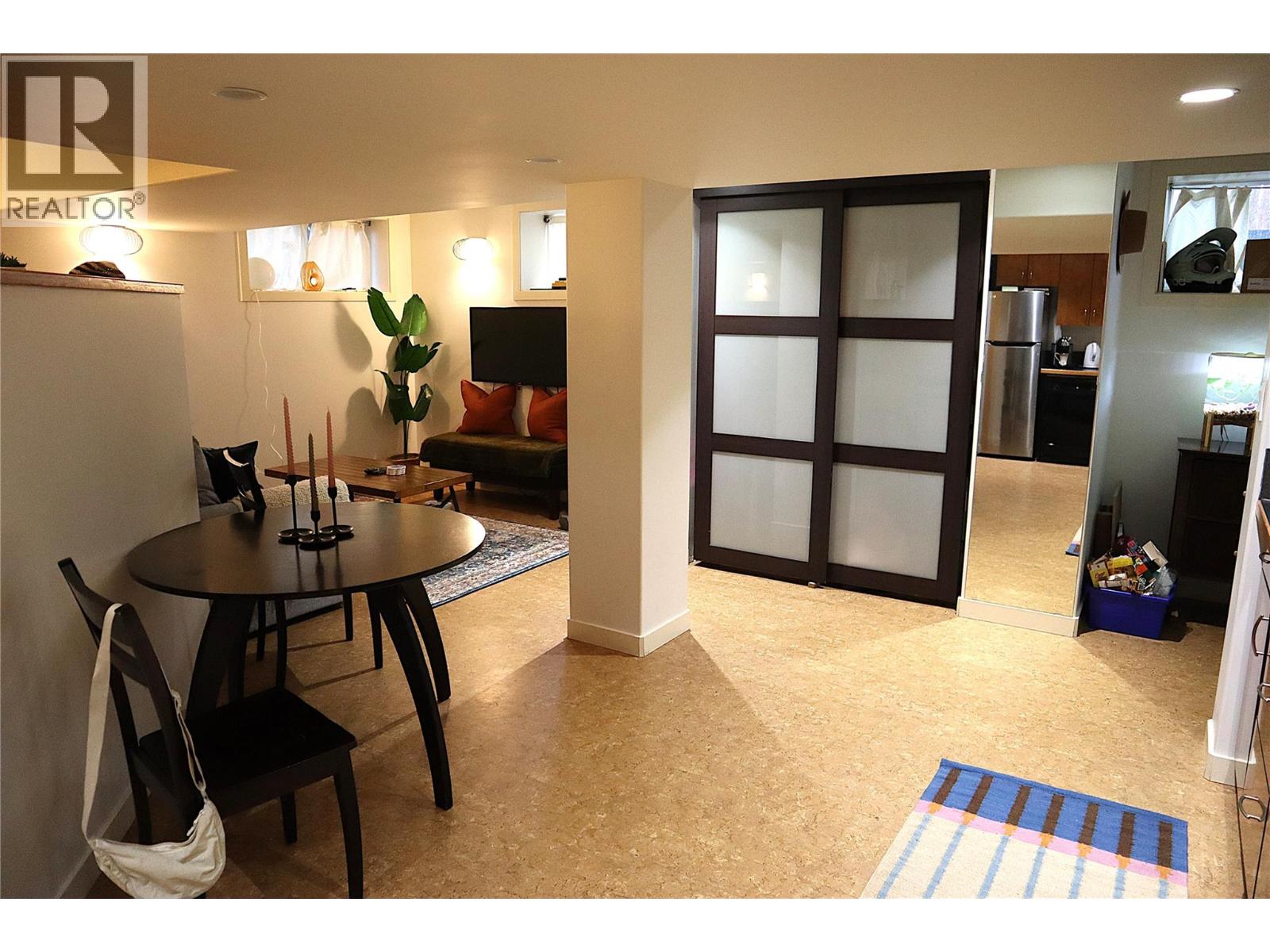 1736 HAPPYVALE AVENUE - 20