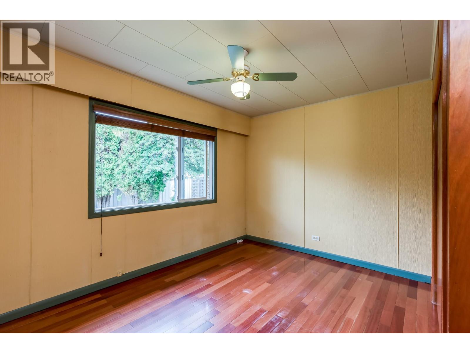 1736 HAPPYVALE AVENUE - 9