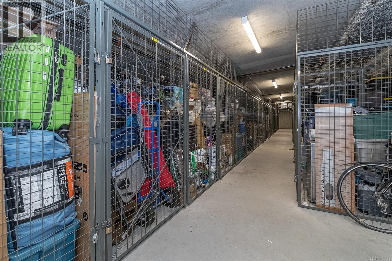 #307 2500 HACKETT CRES - 43