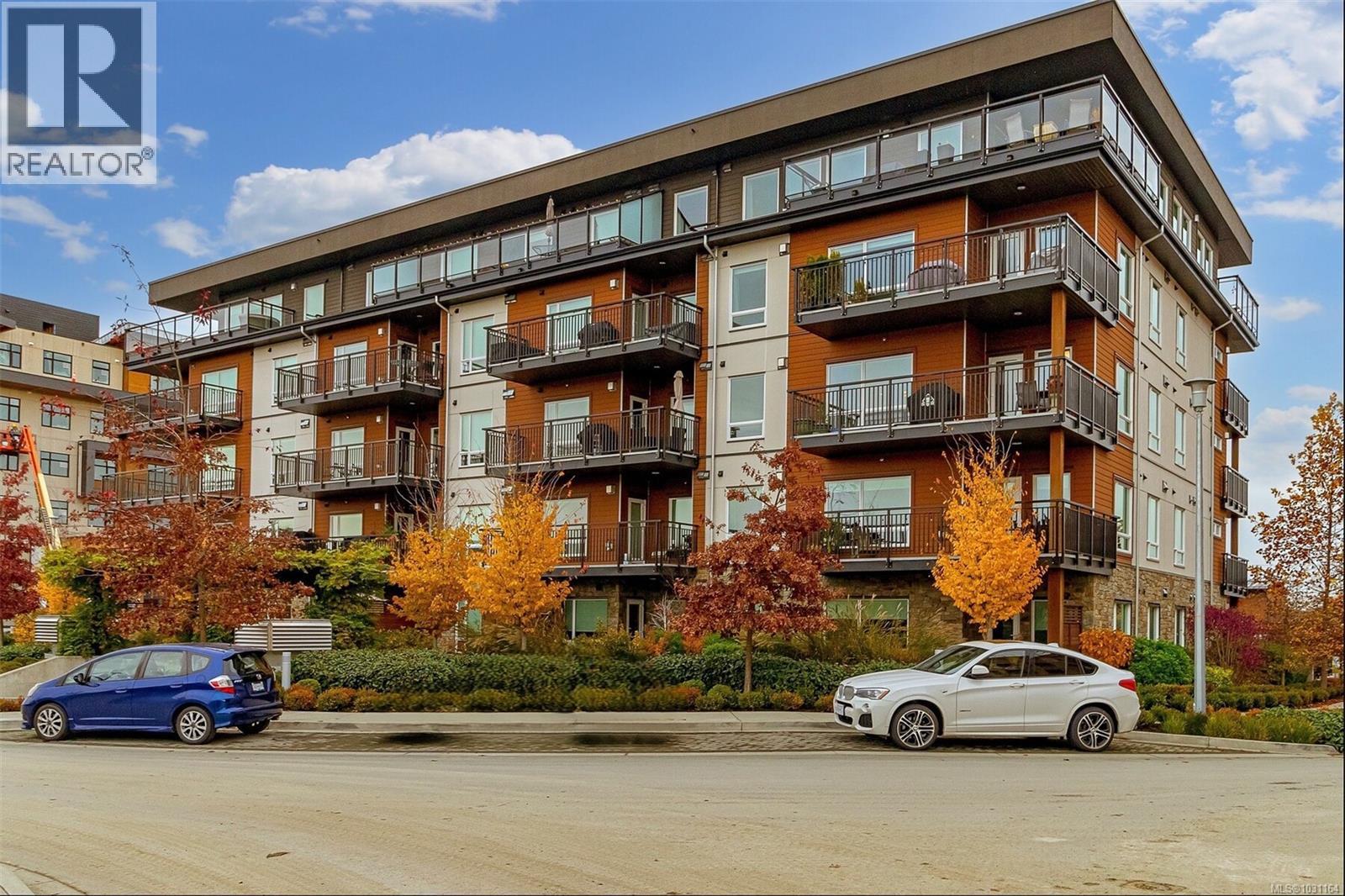 #307 2500 HACKETT CRES - 48