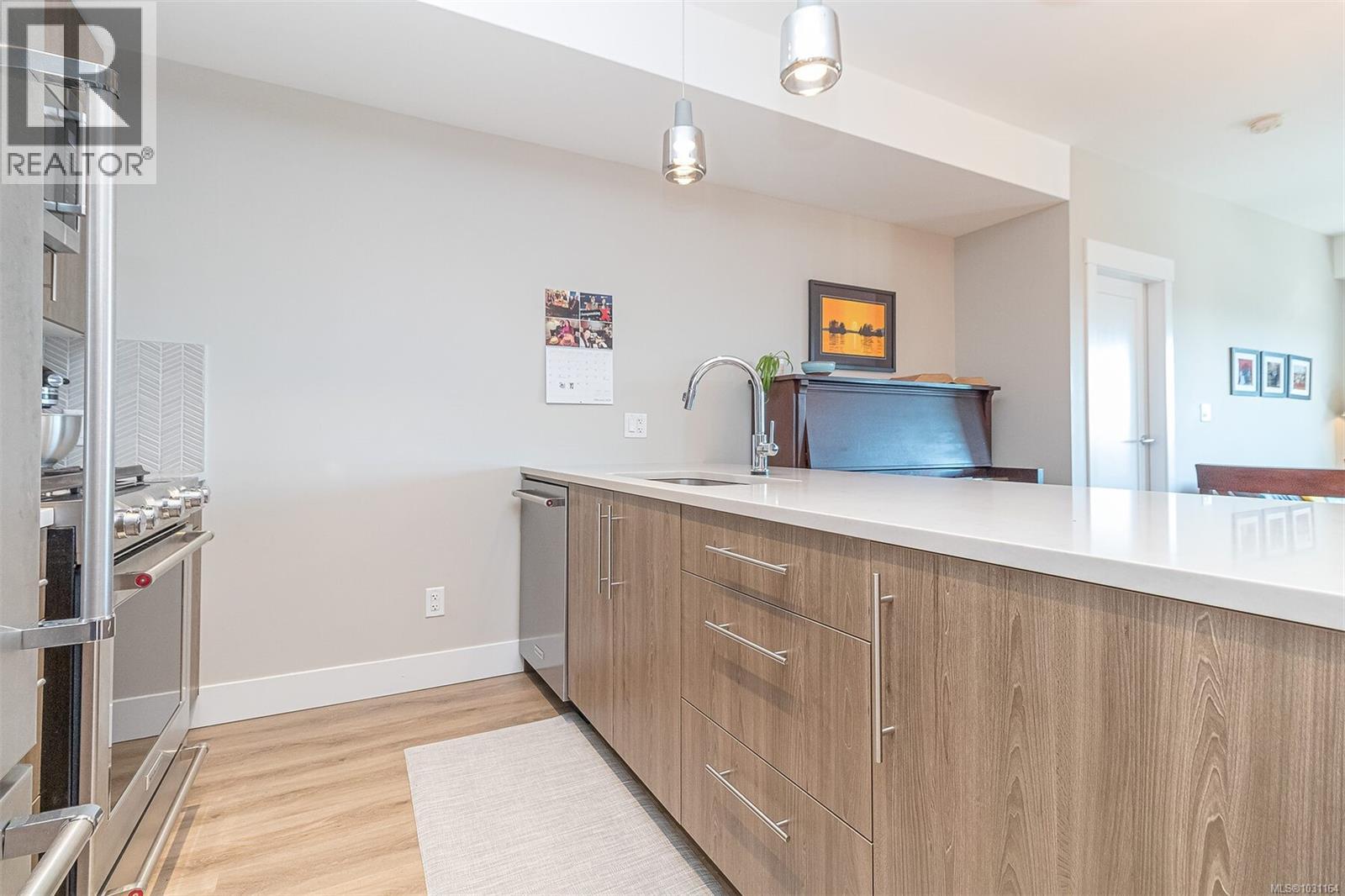 #307 2500 Hackett Cres - 13