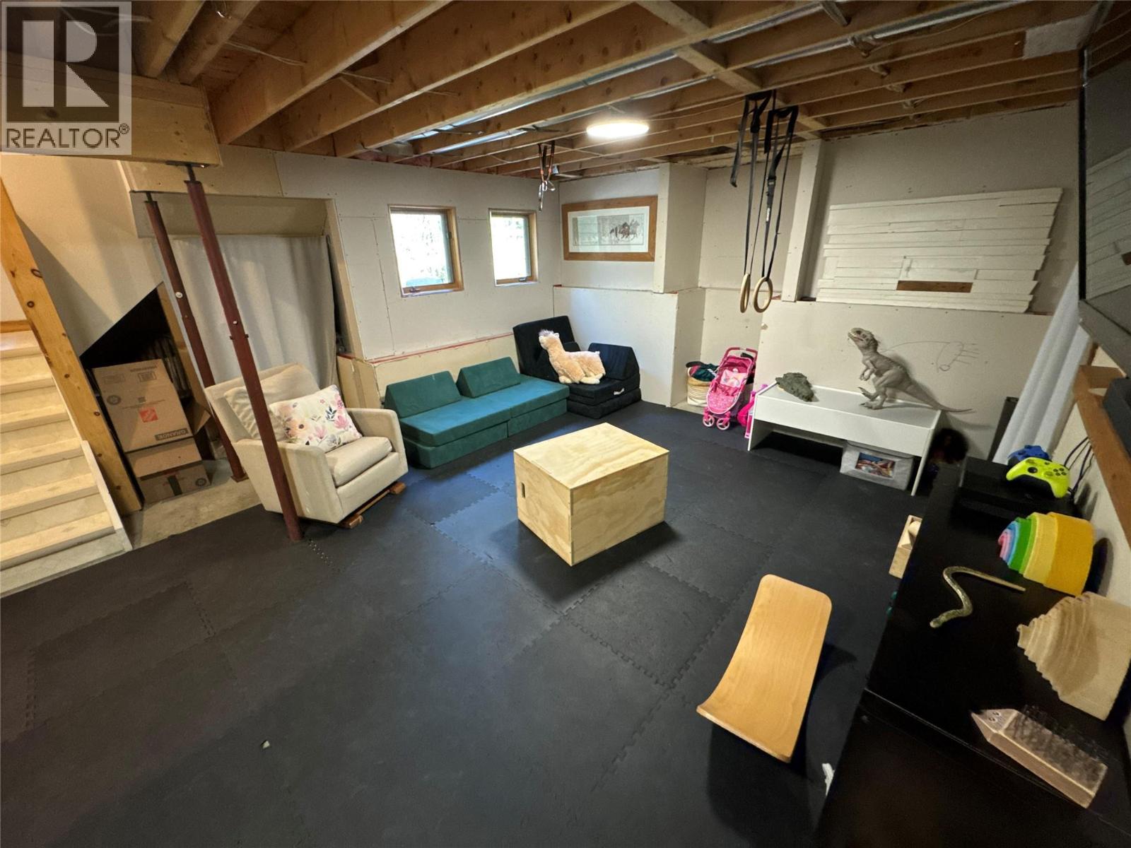 2851 Rosen Heights Road, Jaffray