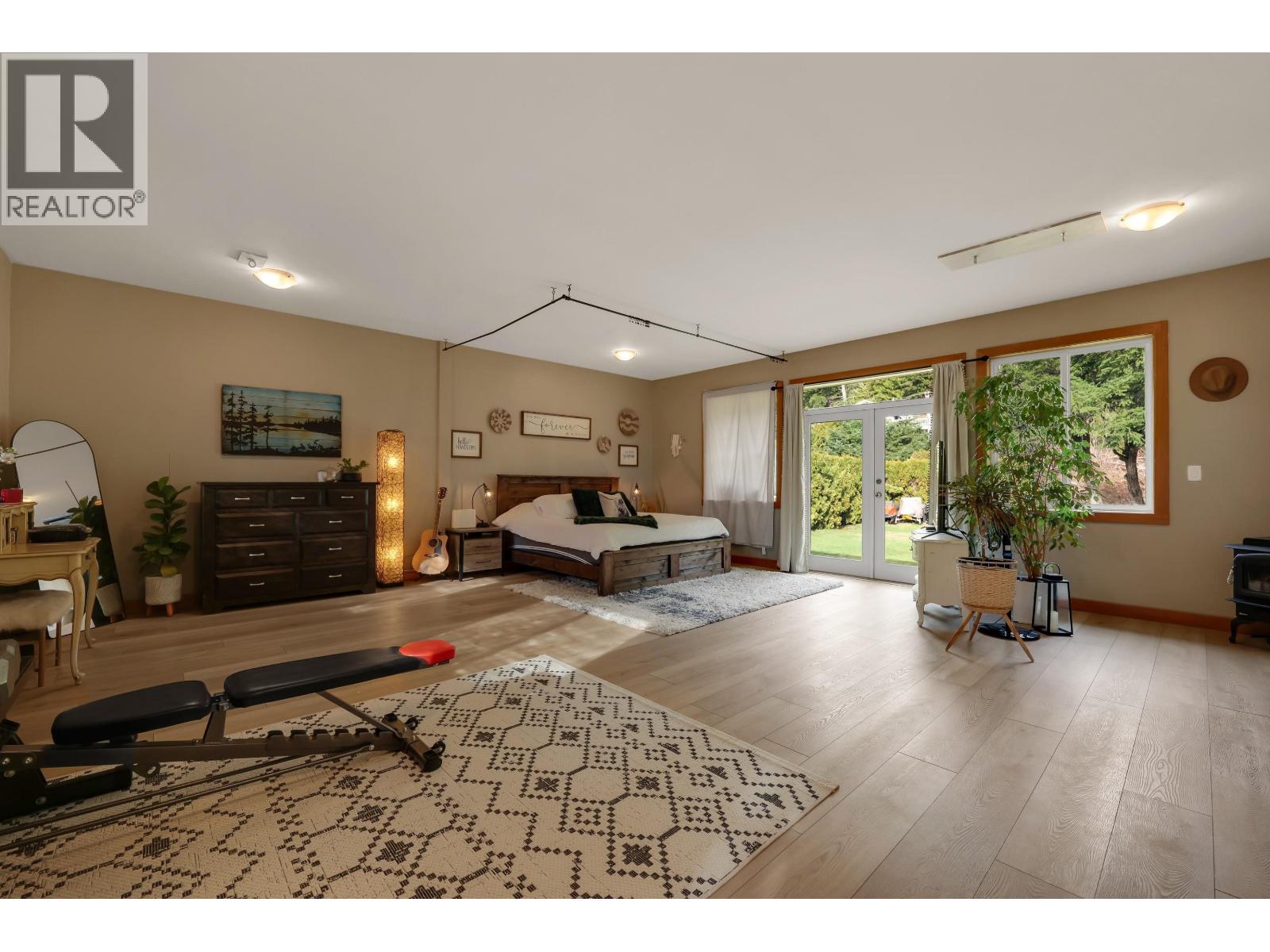 2278 READ PLACE, Squamish