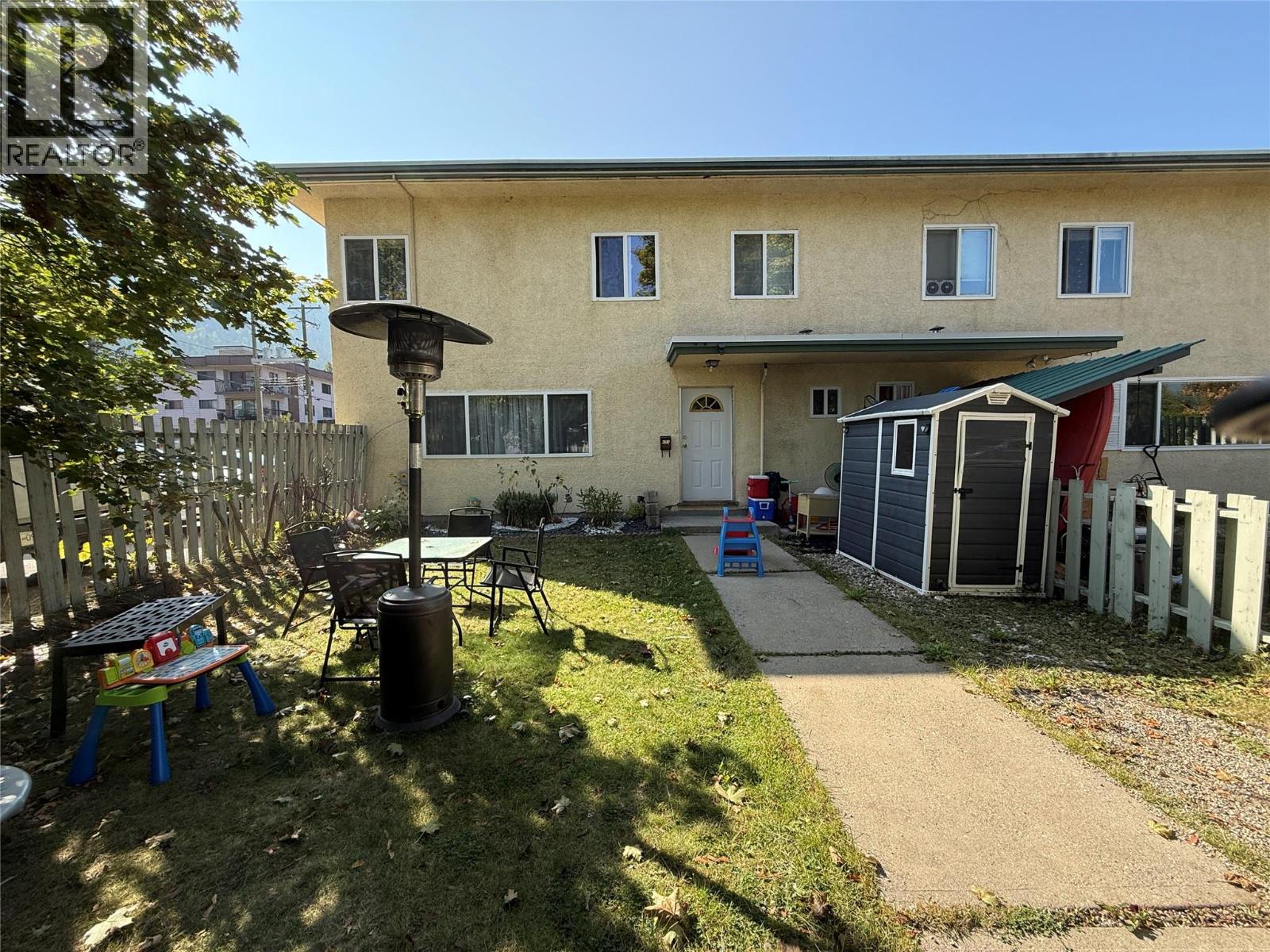 455 Richards Street W - 3