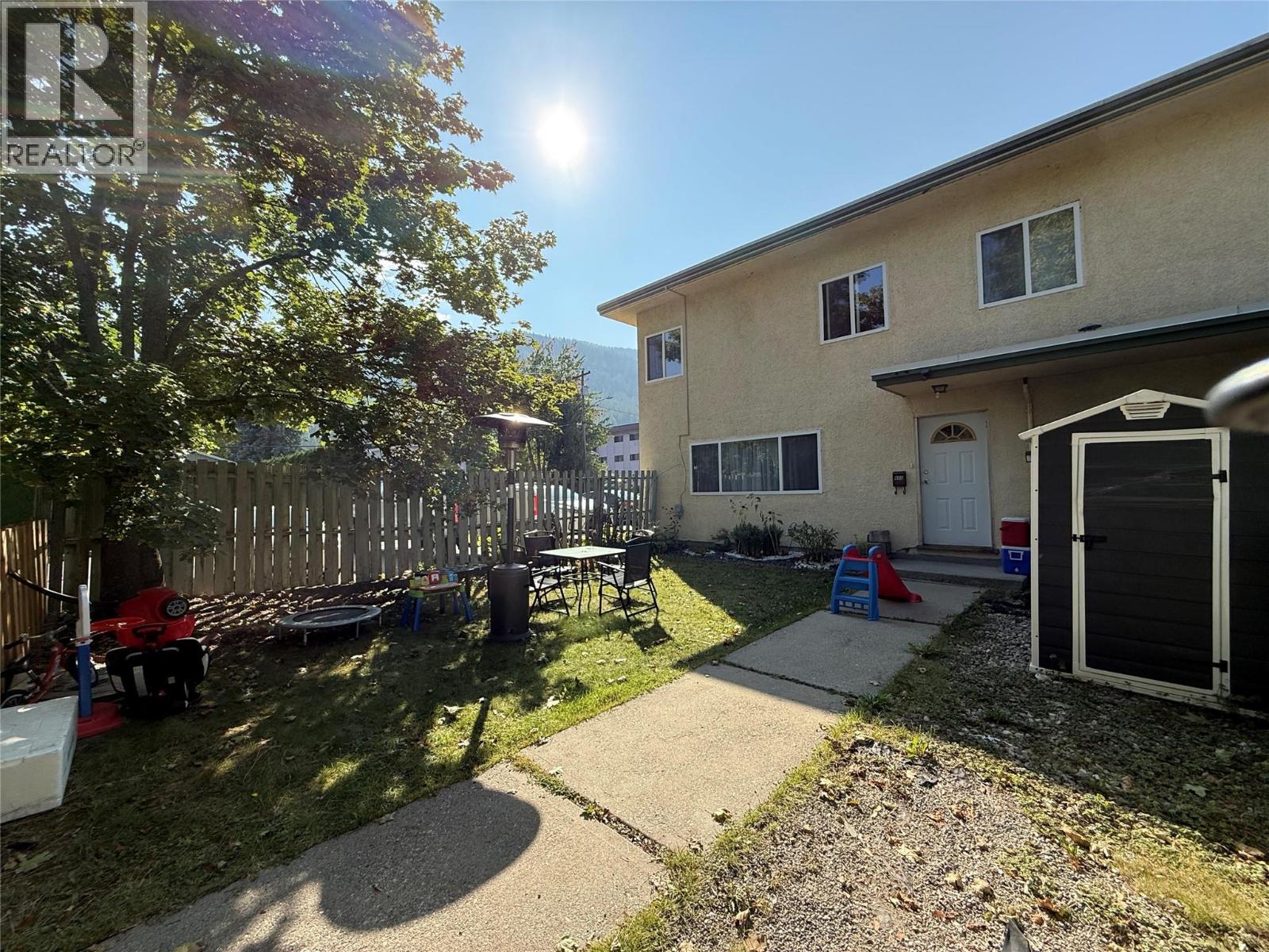 455 Richards Street W - 4