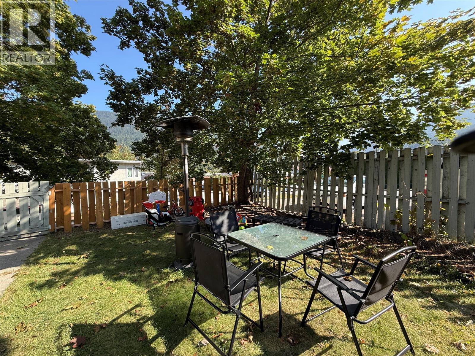 455 Richards Street W - 6