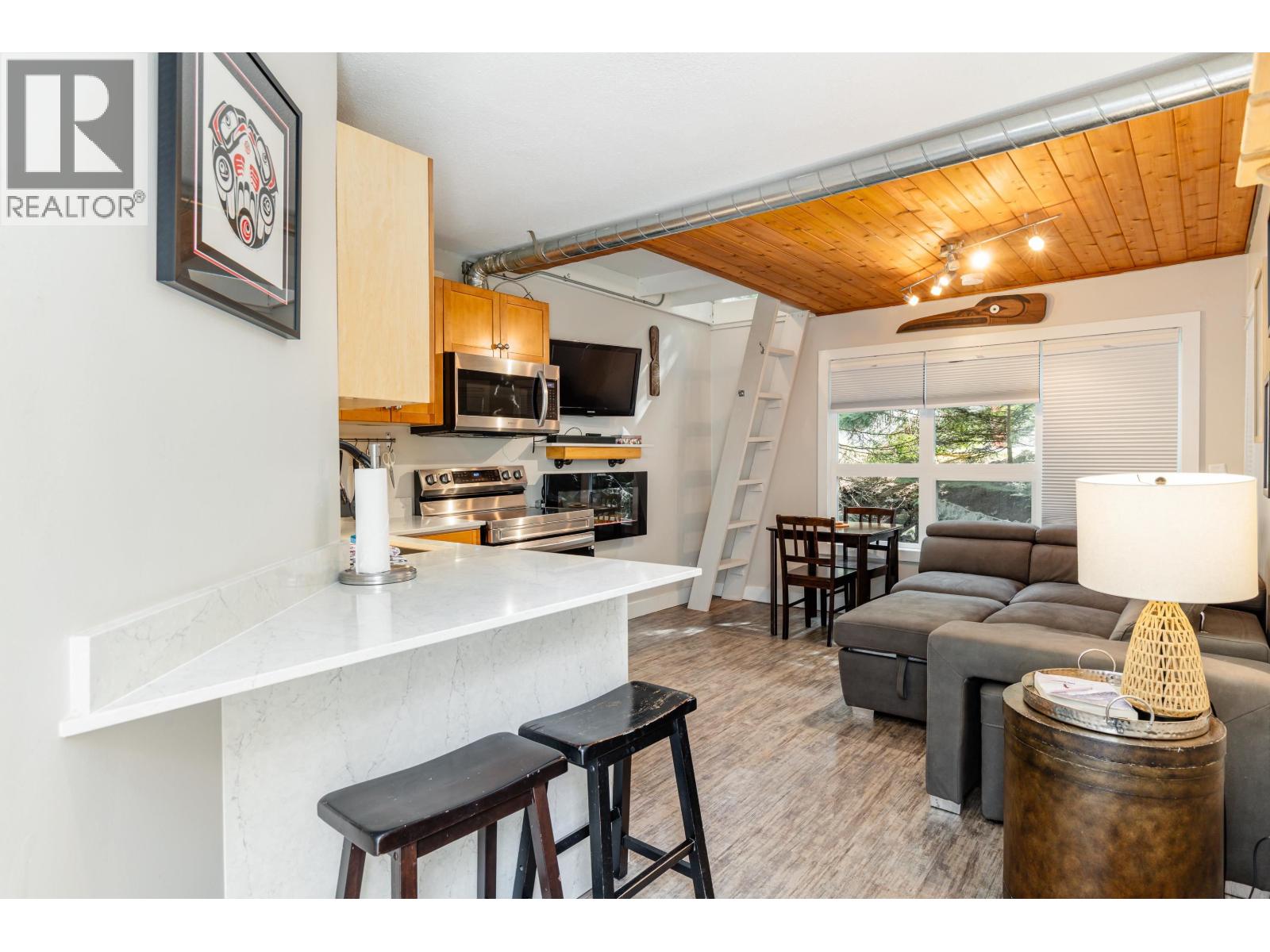 4 2028 INNSBRUCK DRIVE, Whistler