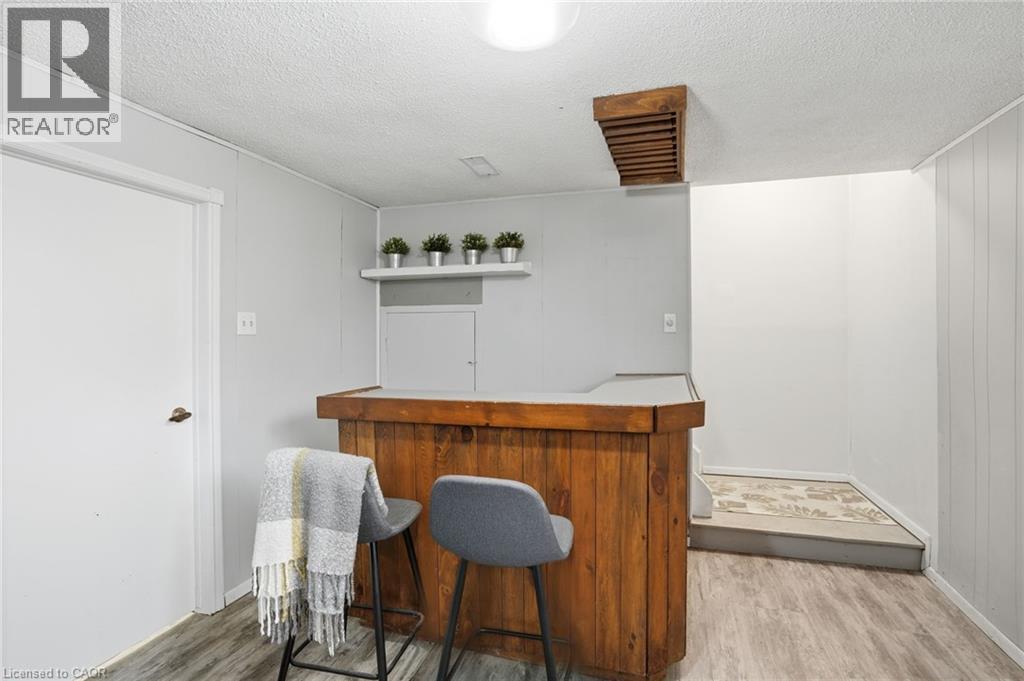 102 DUNDEE Drive - 23