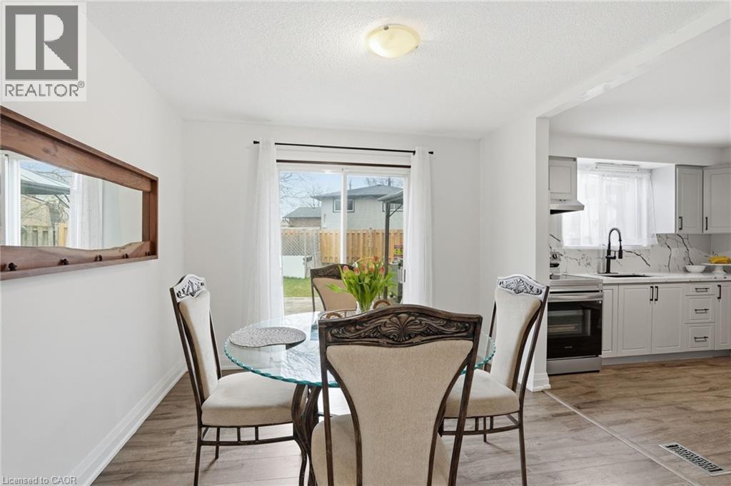 102 DUNDEE Drive - 8