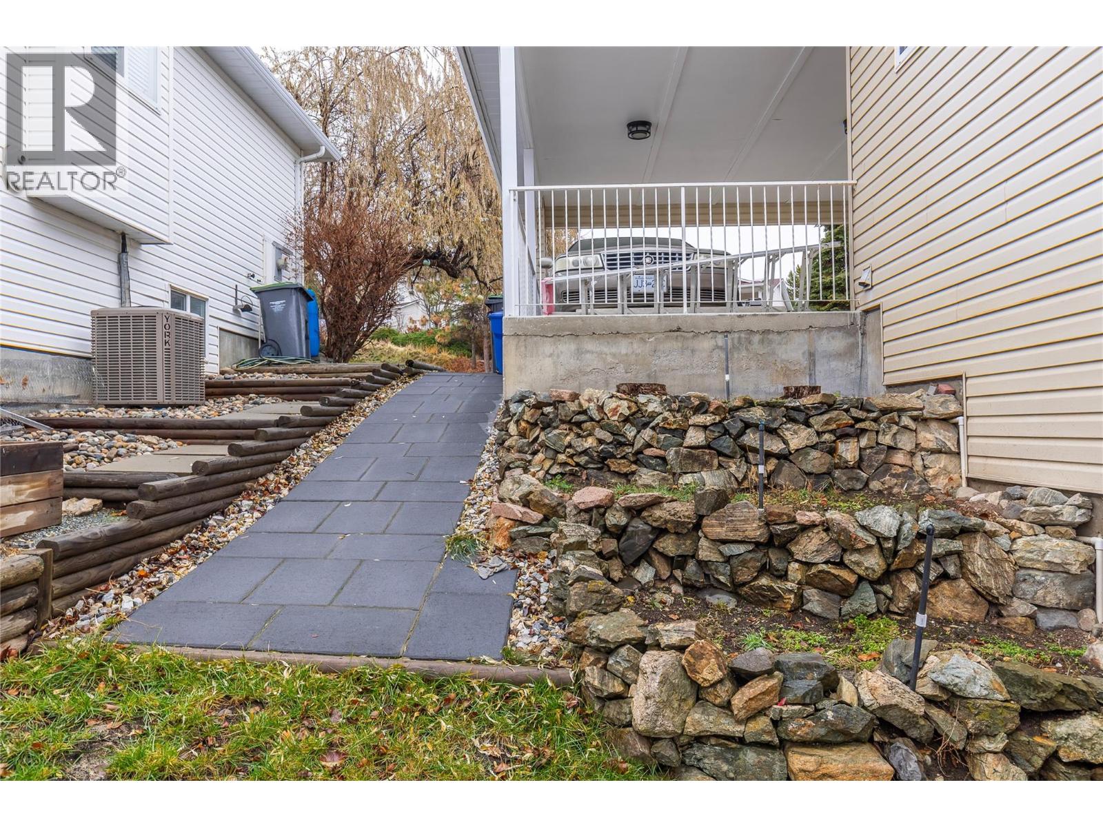 6427 SPENCER ROAD - 56