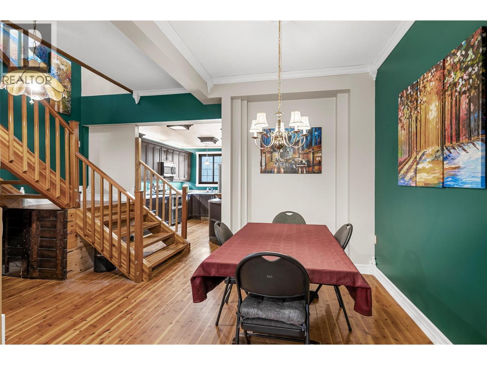 304 First Street W - 6