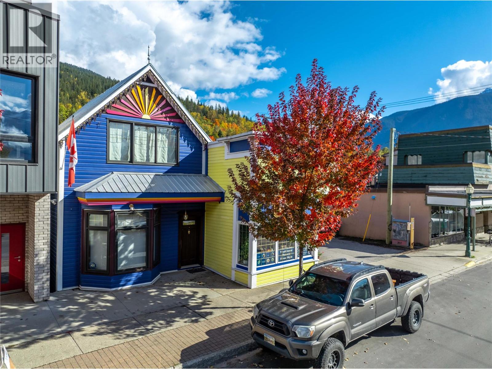 304 First Street W - 2