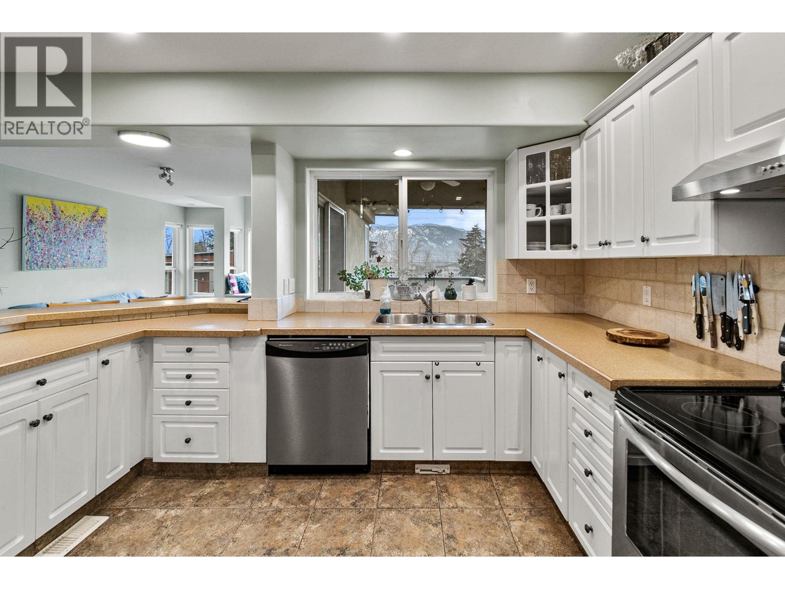  712 Creekside Road, Penticton