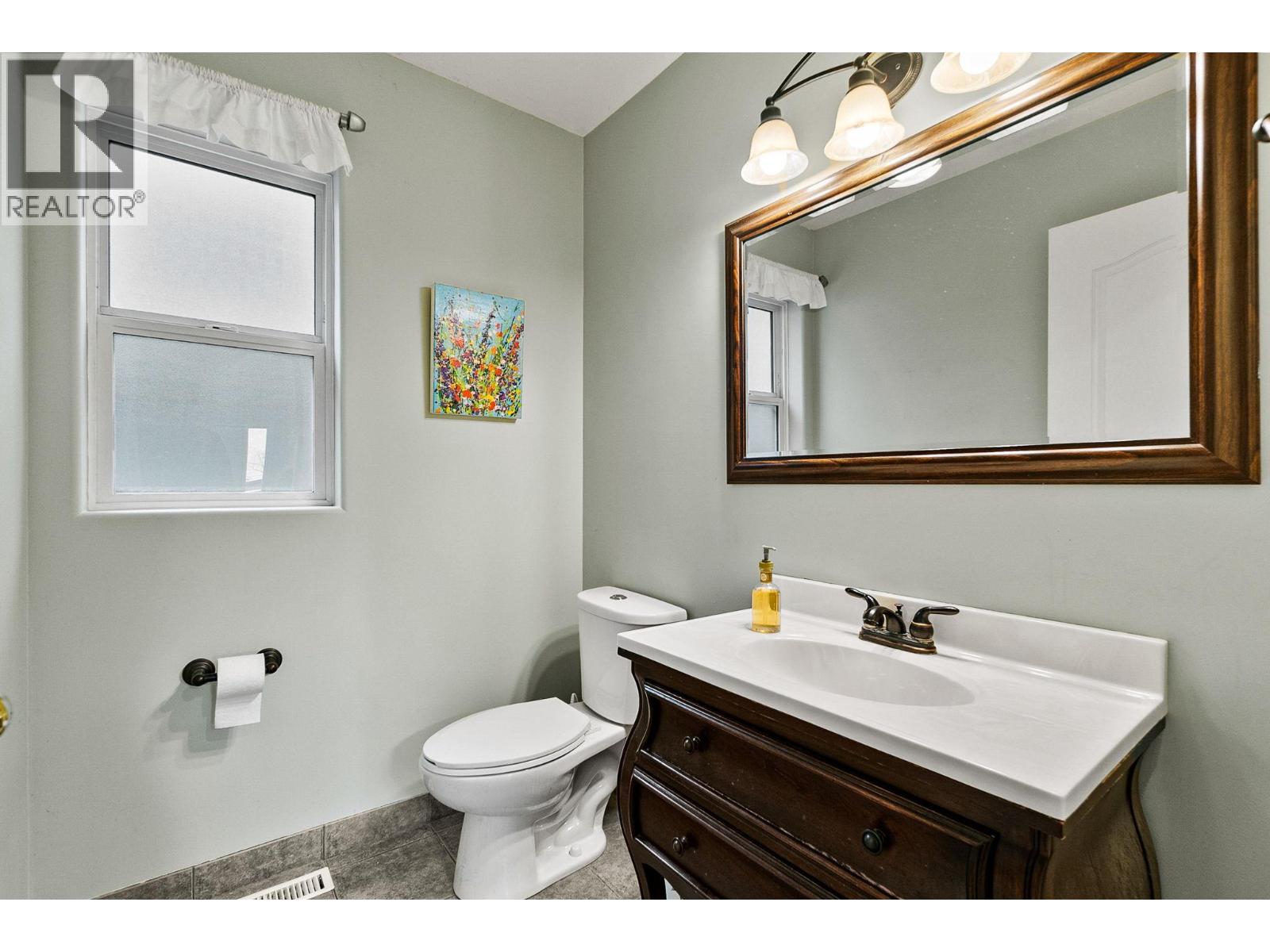  712 Creekside Road, Penticton