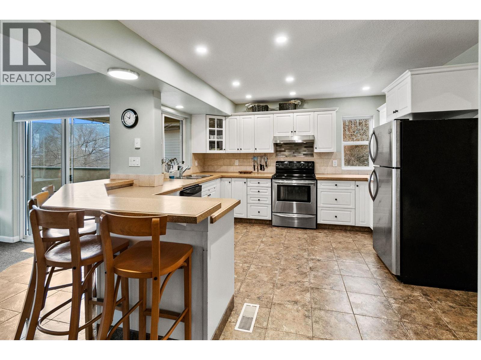  712 Creekside Road, Penticton