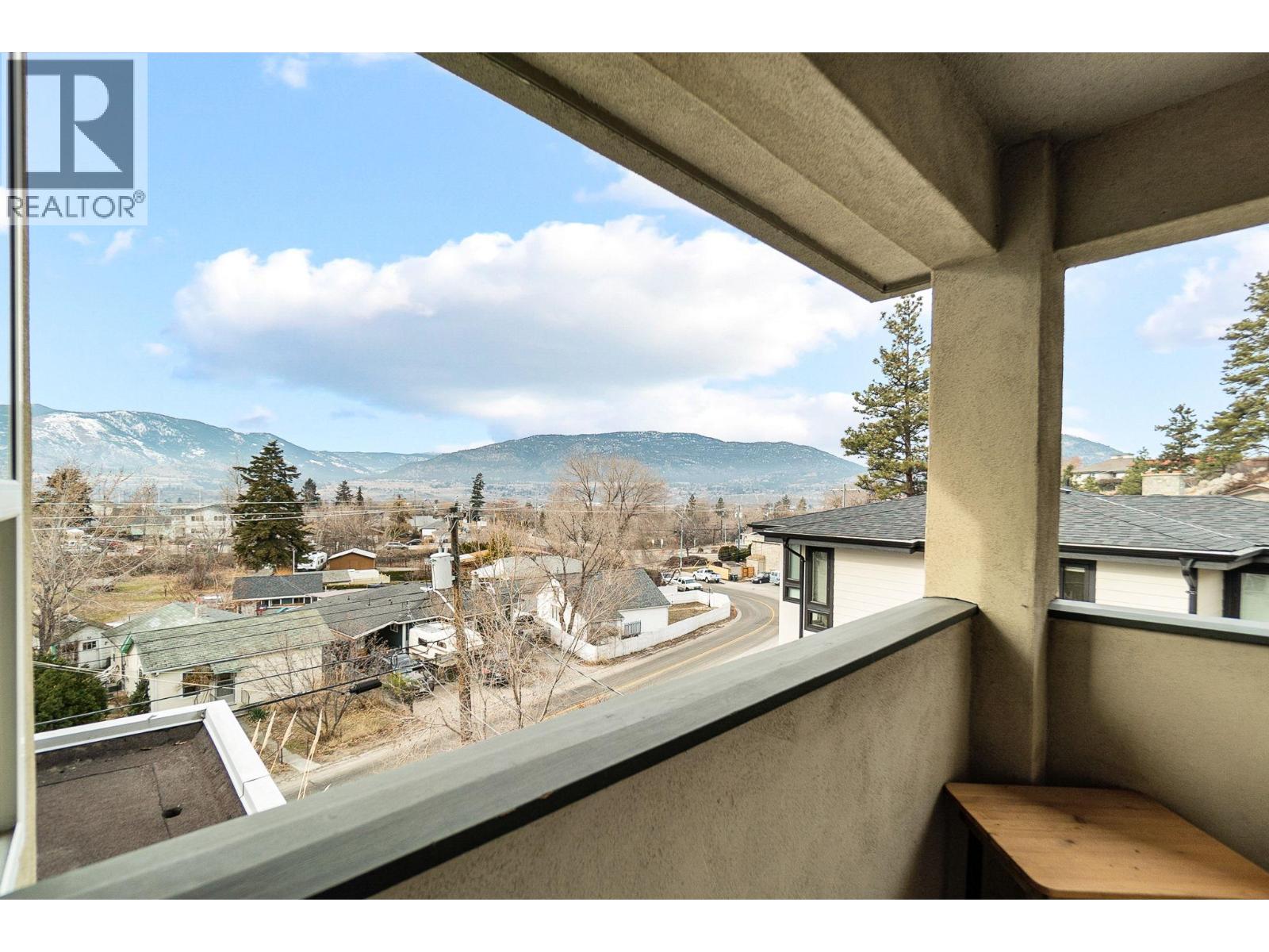  712 Creekside Road, Penticton