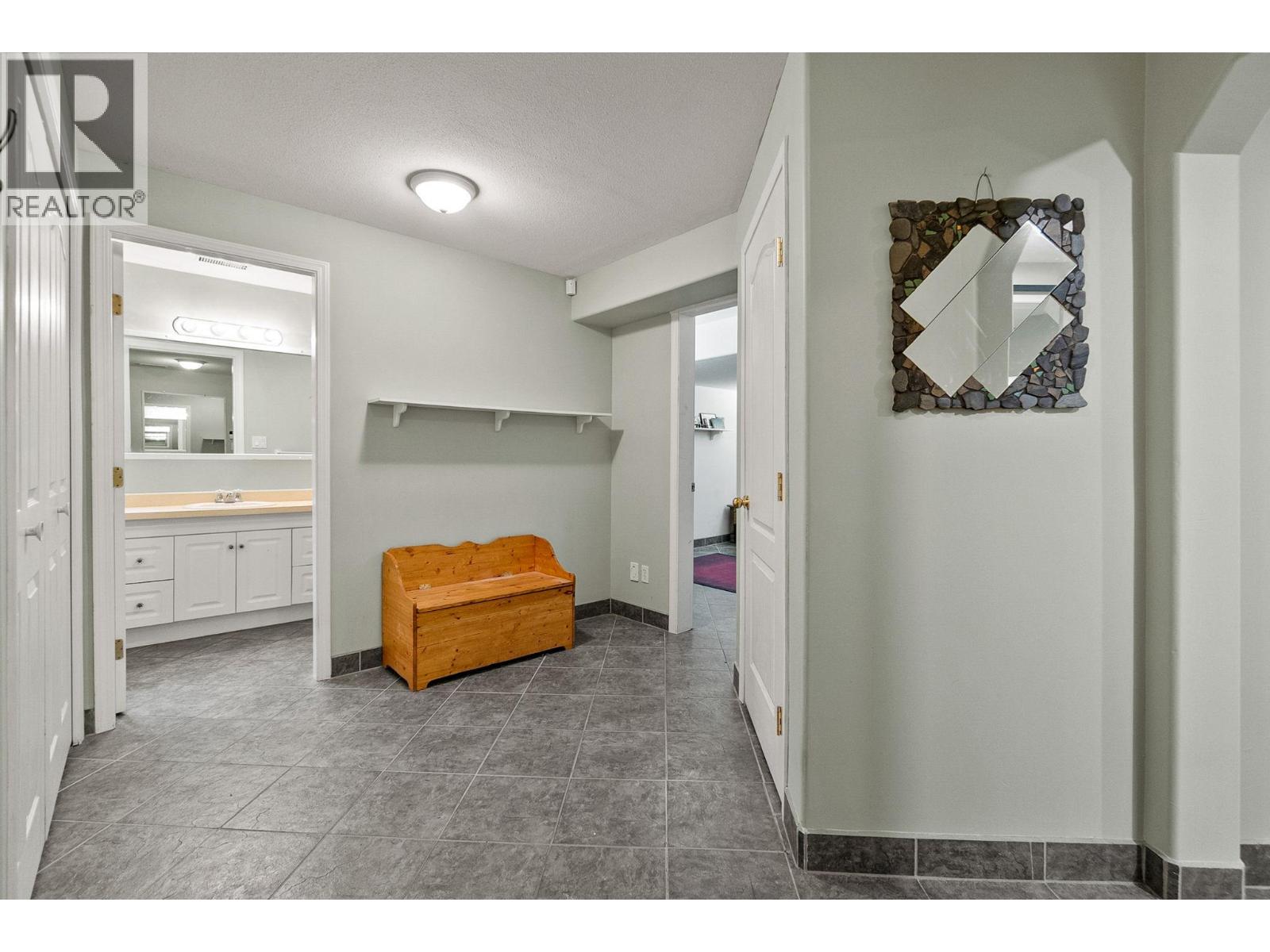  712 Creekside Road, Penticton