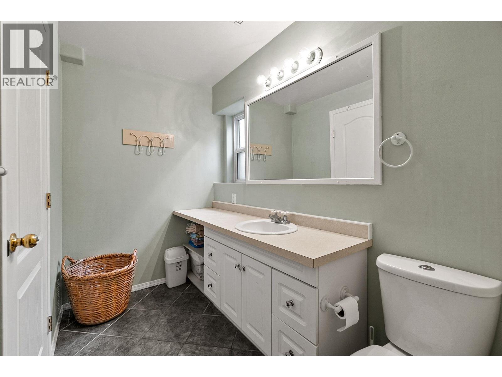  712 Creekside Road, Penticton