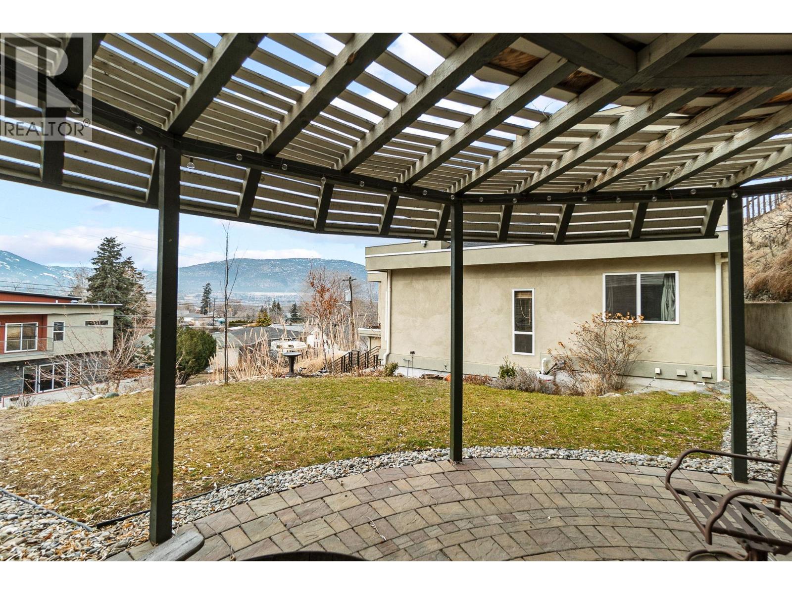  712 Creekside Road, Penticton