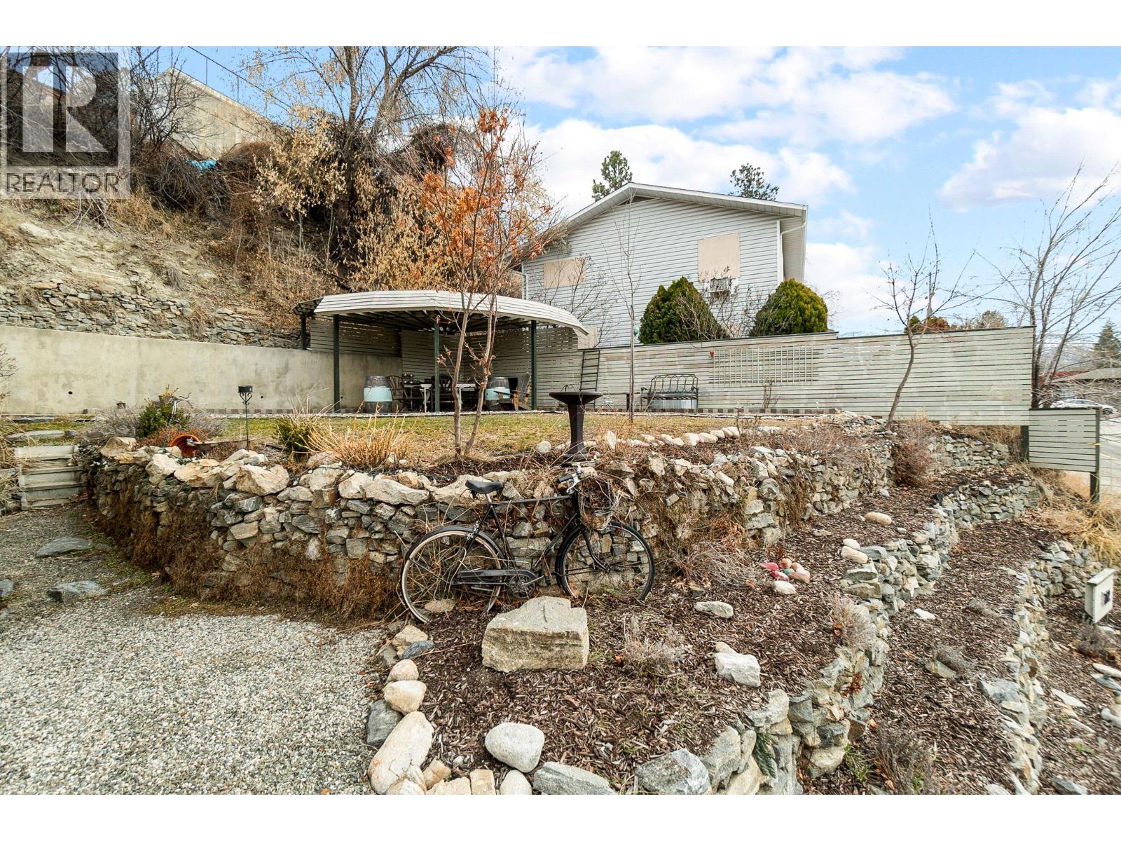  712 Creekside Road, Penticton