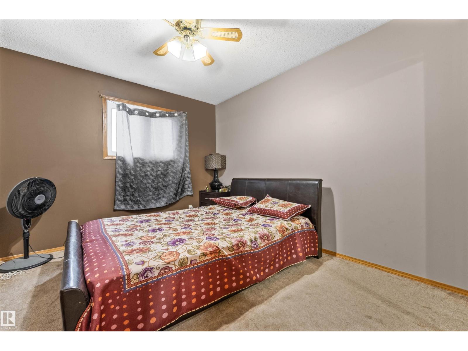 4231 32 AV NW, Edmonton