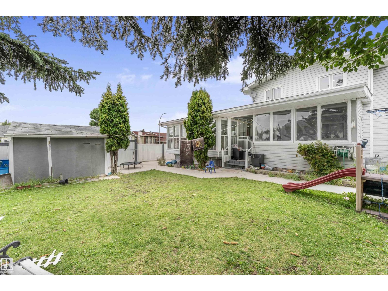 4231 32 AV NW, Edmonton