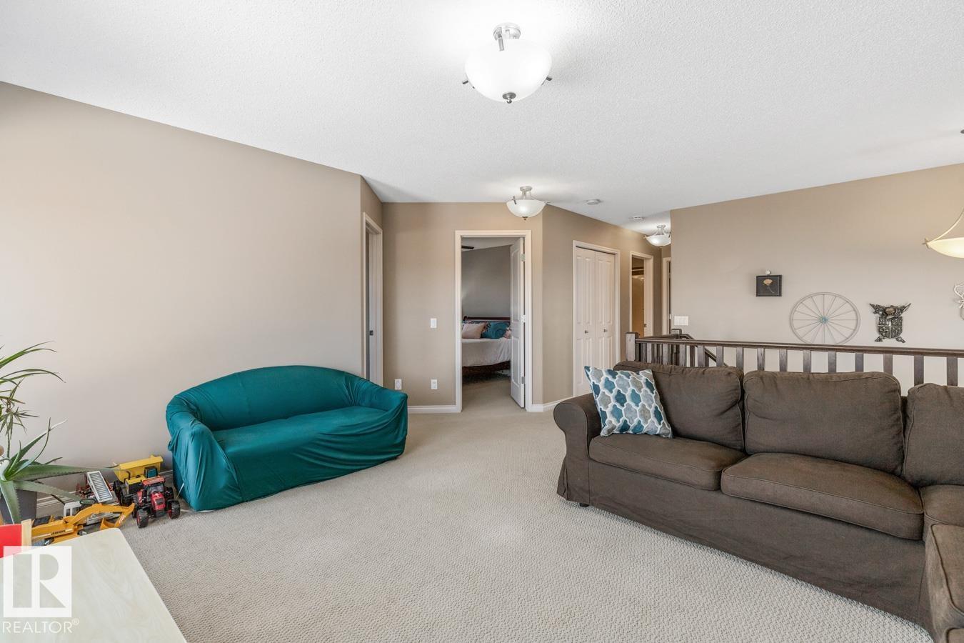 520 FOXTAIL GV, Sherwood Park