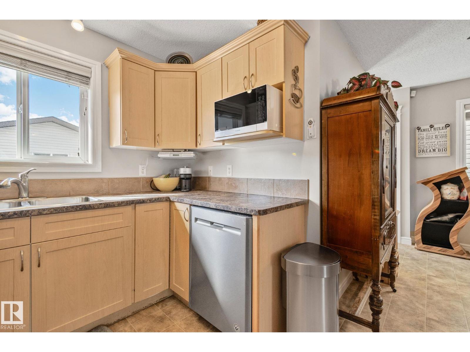 298 SUNCREST RD, Sherwood Park