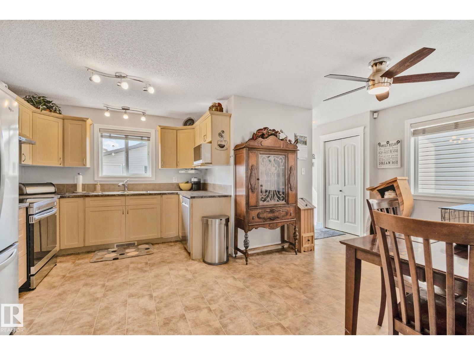 298 SUNCREST RD, Sherwood Park