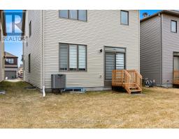 222 Douglas Hardie Street, North Grenville, ON K0G1J0 Photo 13