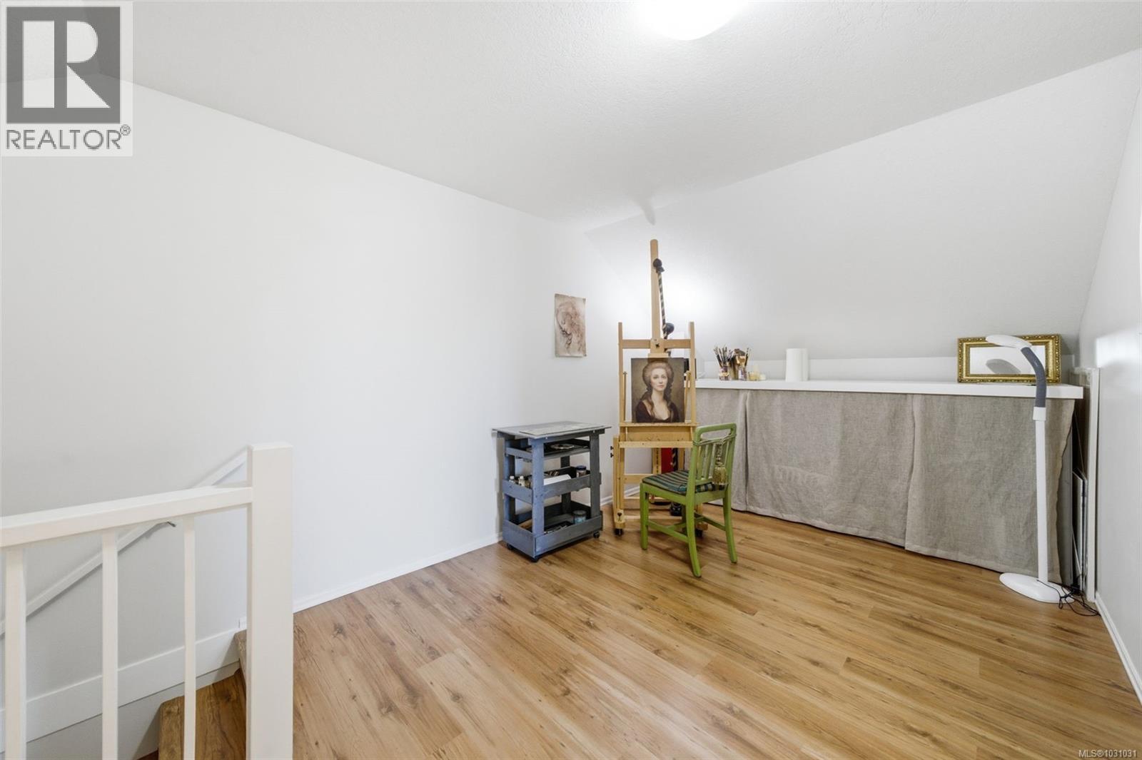 3874 Grange Rd, Saanich