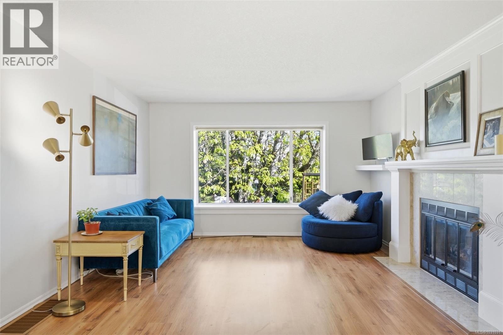 3874 Grange Rd, Saanich