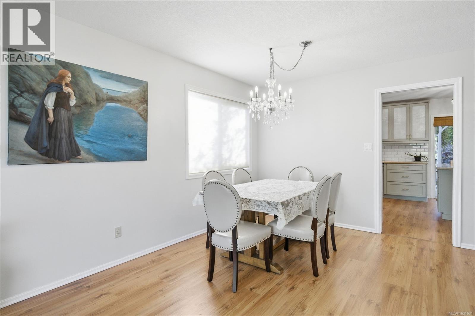 3874 Grange Rd, Saanich