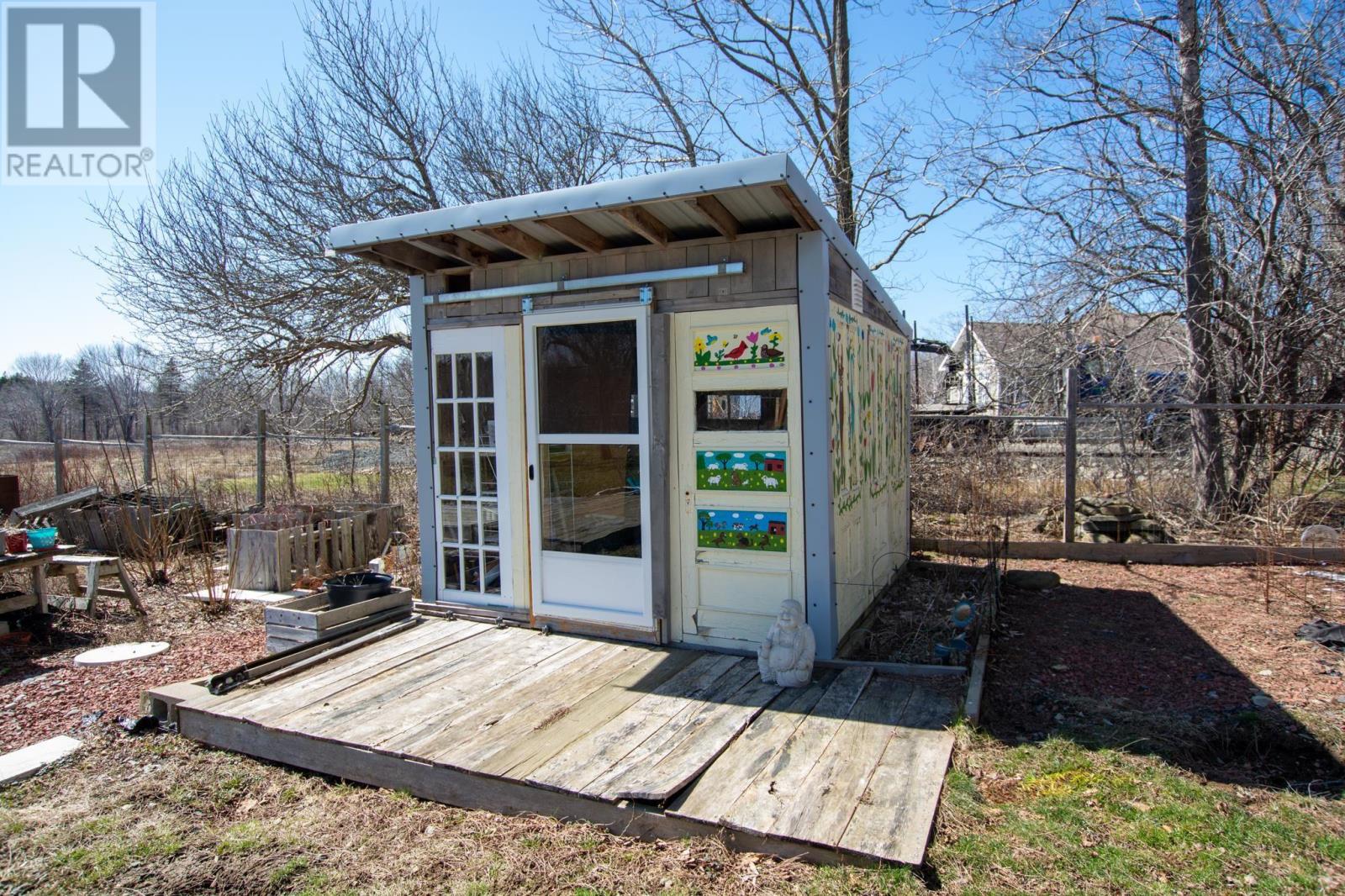 Property 34 of 39 of 456 Townshipline Road