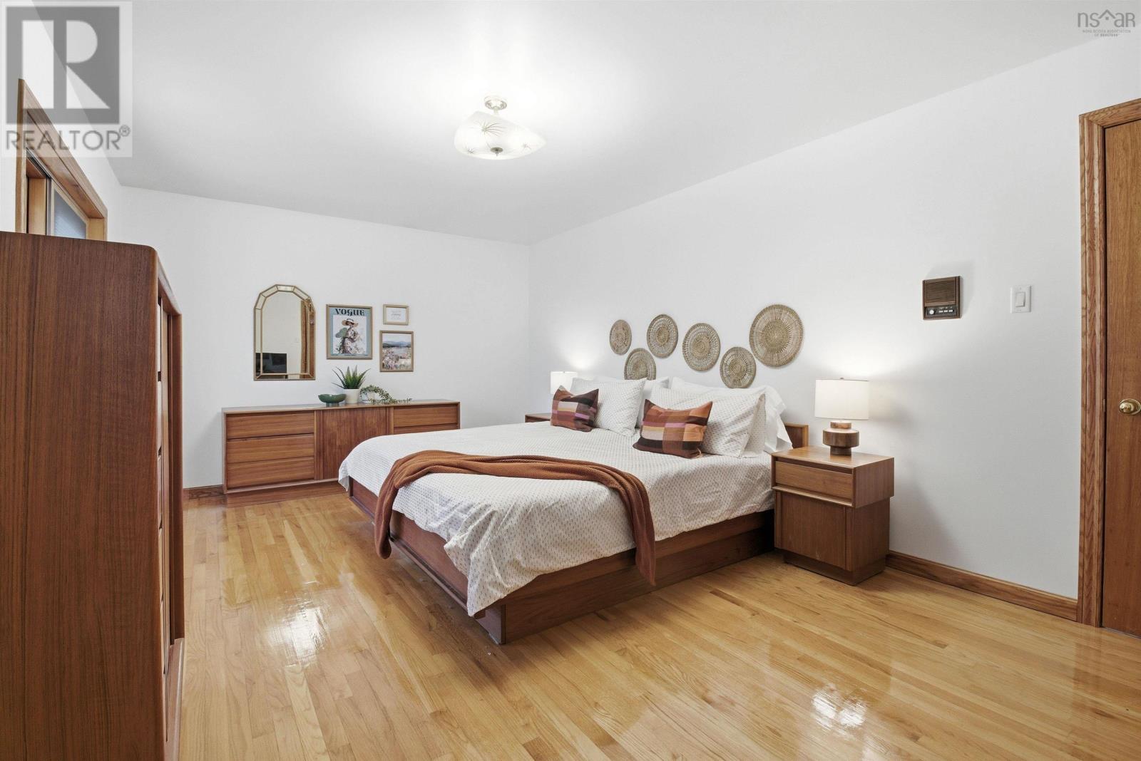 Property 20 of 40 of 9 Nighthawk Lane