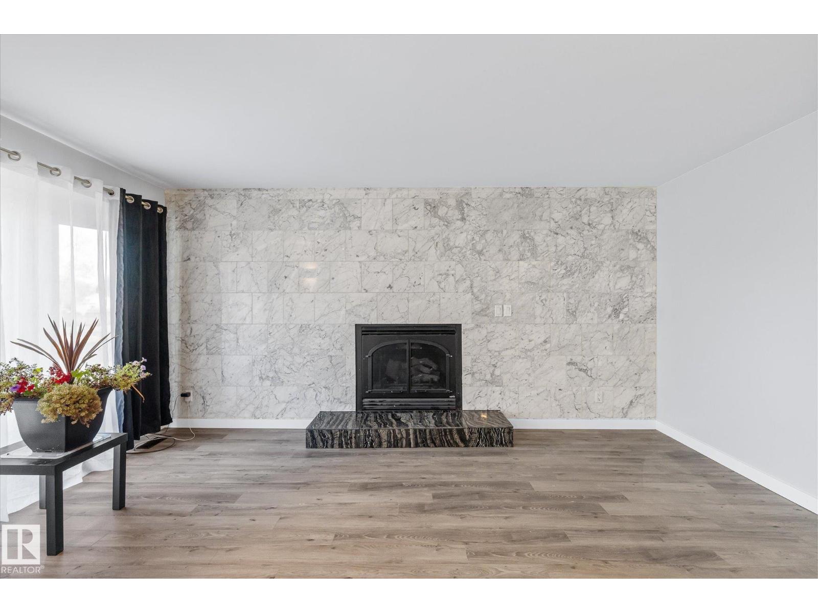 67 Arlington DR, St. Albert