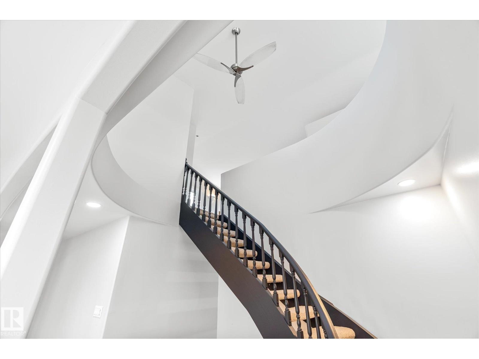 67 Arlington DR, St. Albert