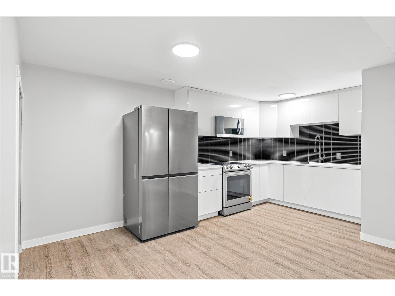 67 Arlington DR, St. Albert