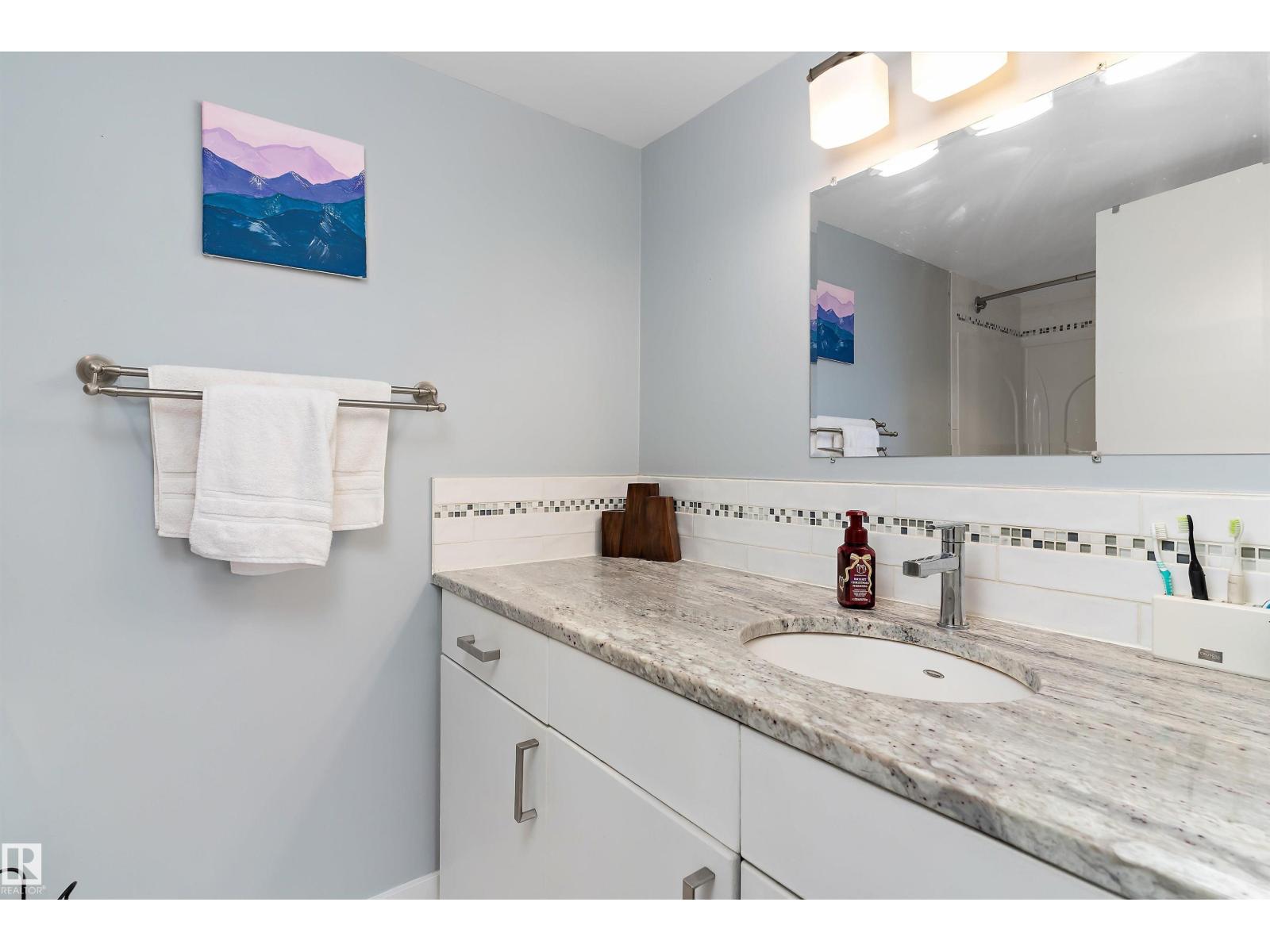 #304 13910 STONY PLAIN RD NW, Edmonton