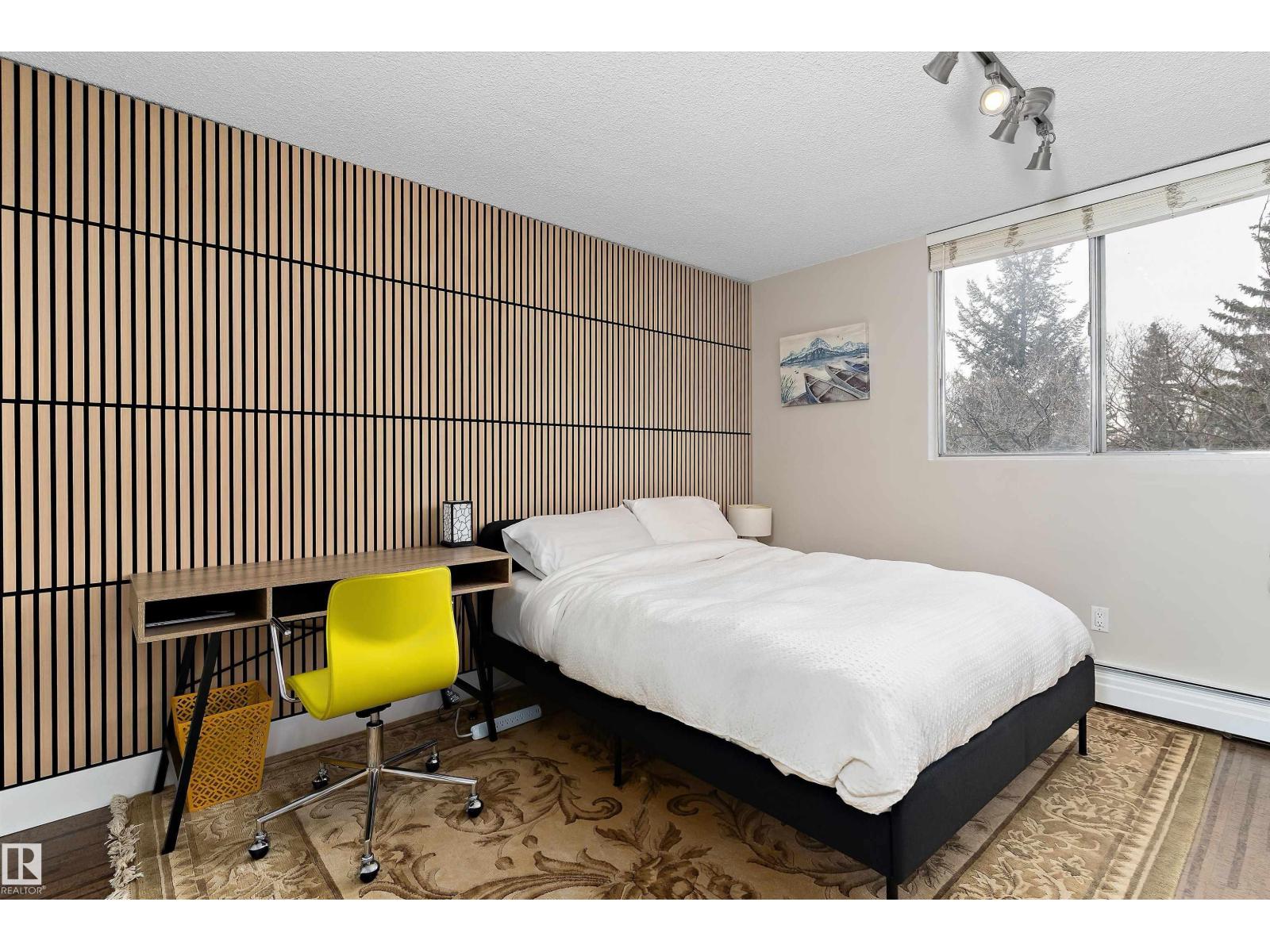 #304 13910 STONY PLAIN RD NW, Edmonton