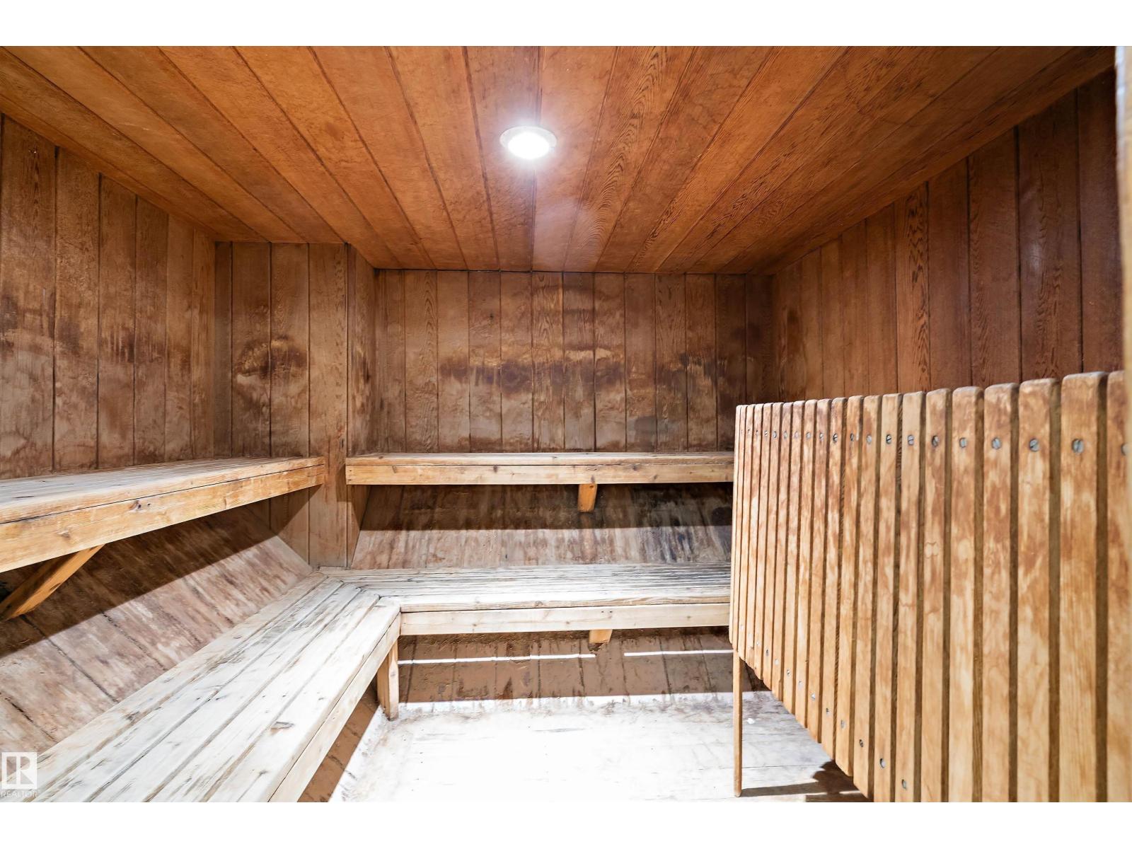 #304 13910 STONY PLAIN RD NW, Edmonton