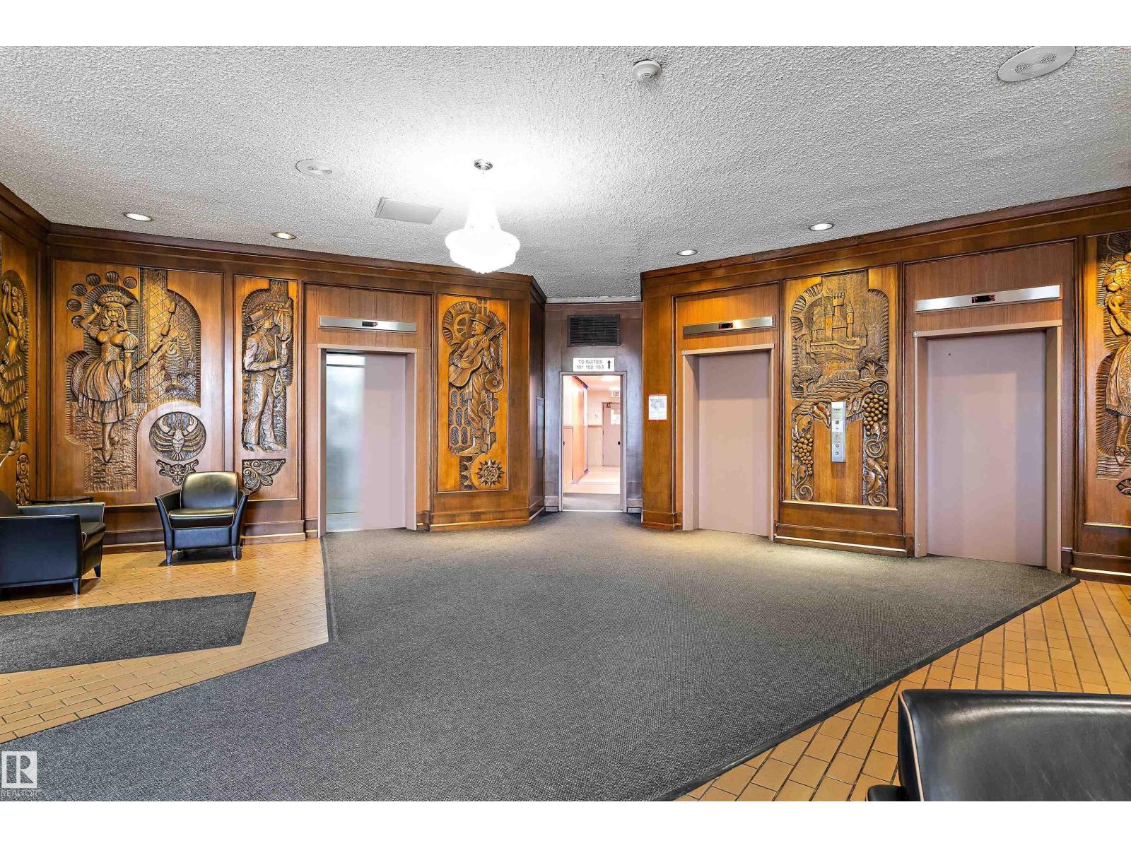 #304 13910 STONY PLAIN RD NW, Edmonton