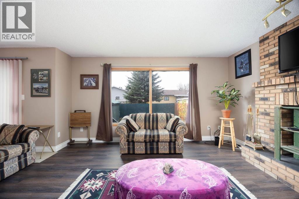 160 Beaton Place, Fort McMurray