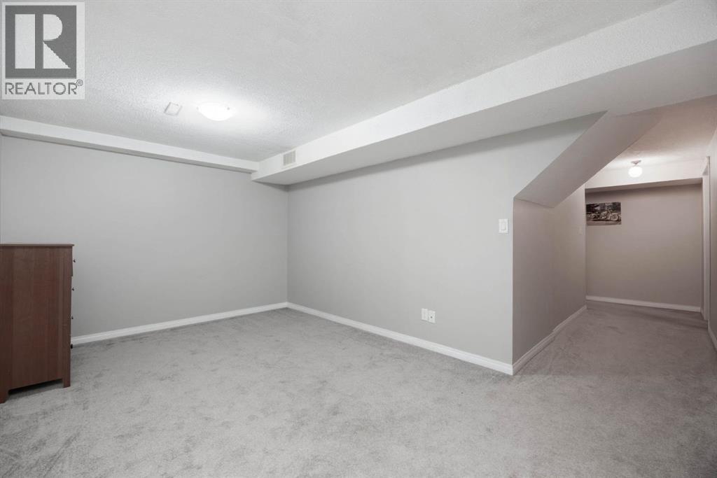 160 Beaton Place, Fort McMurray