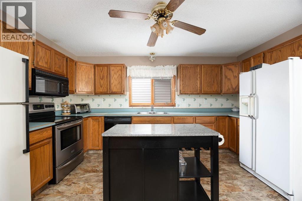 160 Beaton Place, Fort McMurray