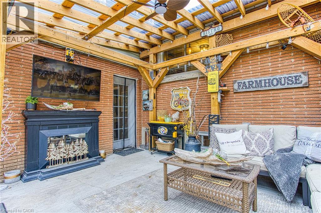 4504 QUEENSWAY Gardens - 42