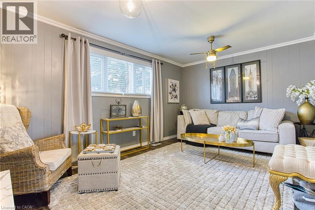4504 QUEENSWAY Gardens - 8