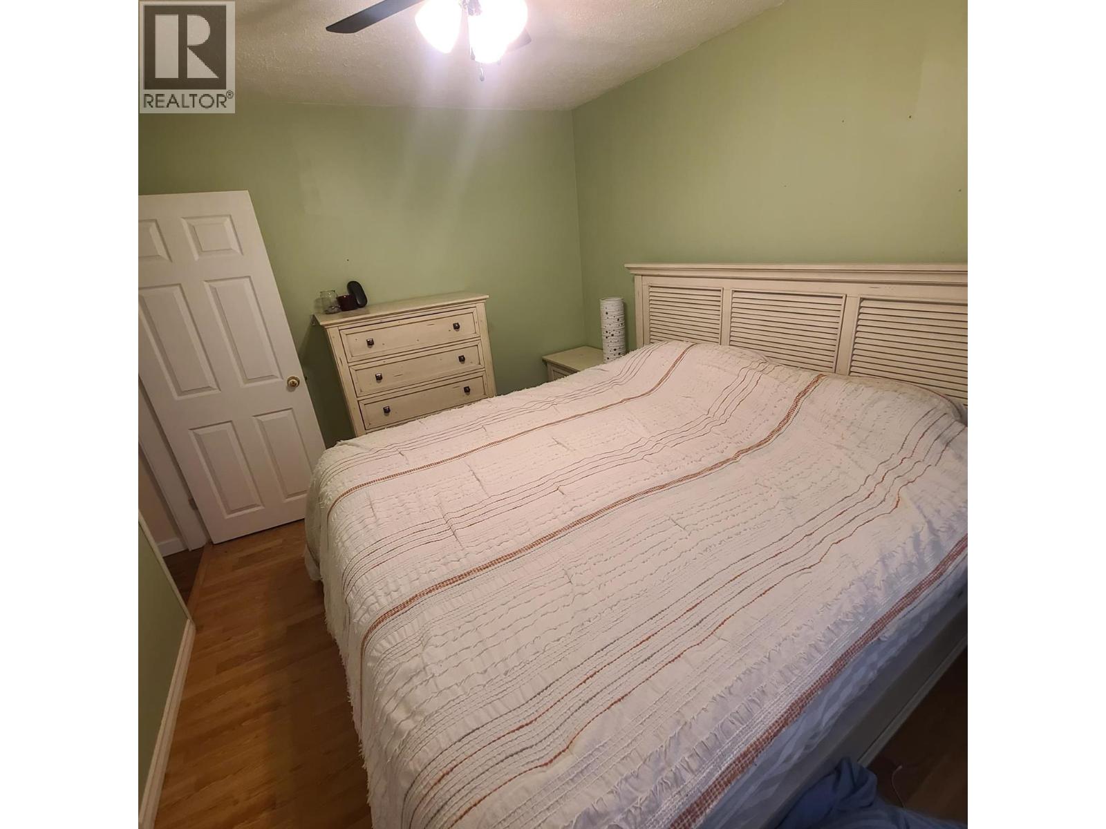 350 CAMPBELL Avenue, Kamloops