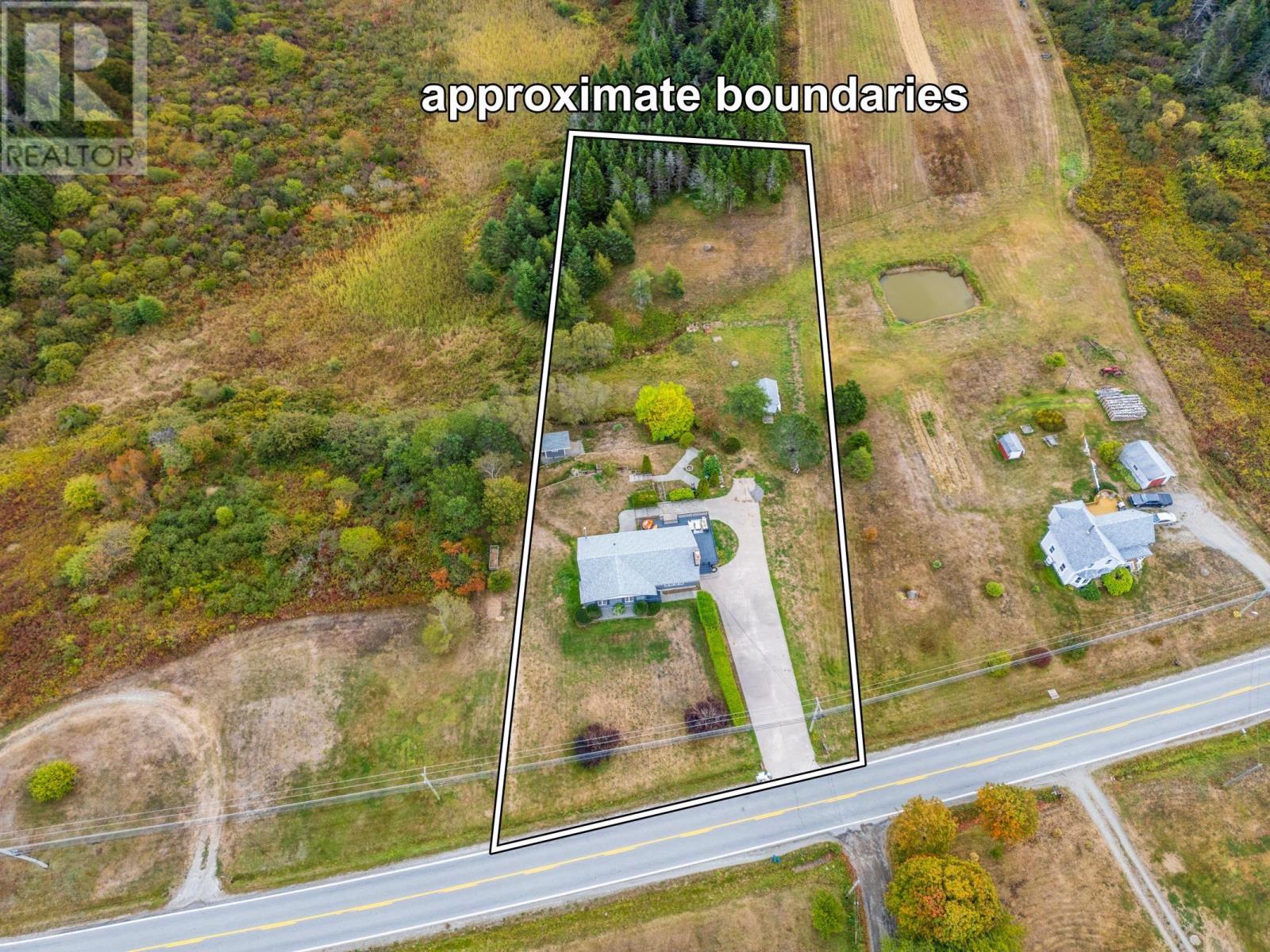 Property 36 of 49 of 7068 Highway 1